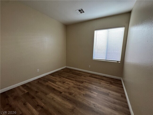 Building Photo - 2294 Tedesca Dr
