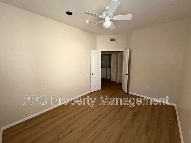 Building Photo - 7887 N 16th St