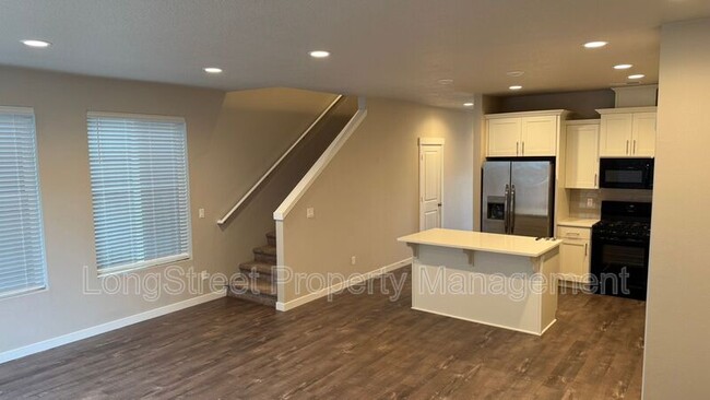 Building Photo - 5727 NW Torchcrest Pl
