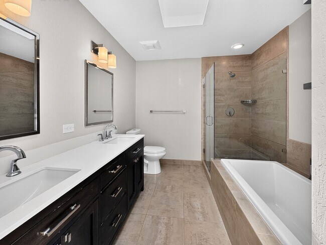 Building Photo - Gorgeous 4 Bedroom PLUS Spacious Bonus Room with Pool in Desired Alamo Neighborhood Available Now!