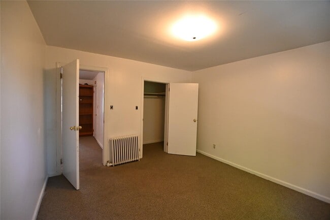 Building Photo - 1328 Rte 9W