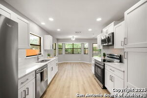 Building Photo - 3417 Green Spring Dr