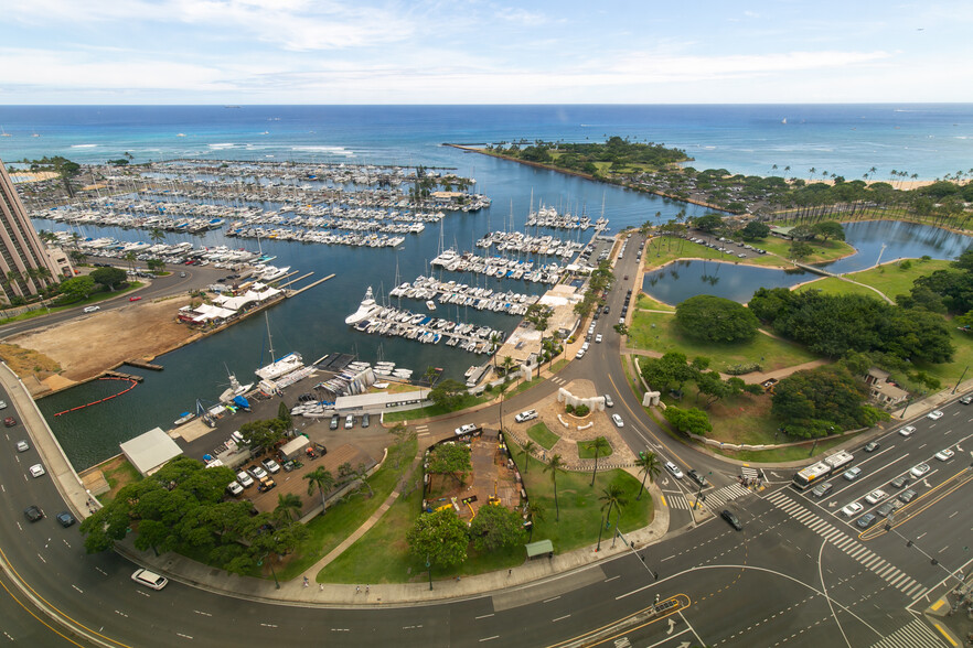 Building Photo - 1600 Ala Moana Blvd