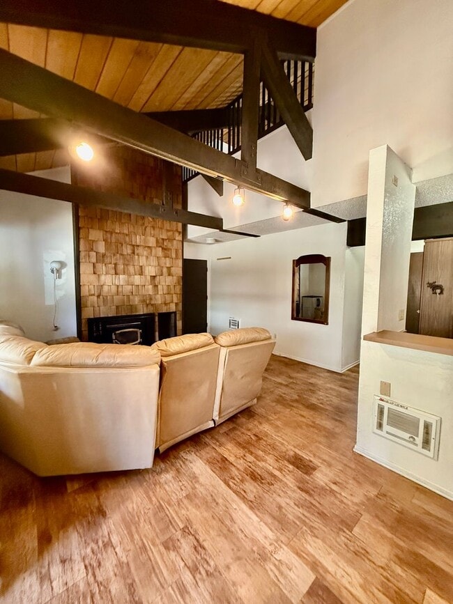 Building Photo - 1629 Majestic Pines Dr