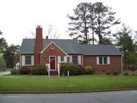 Building Photo - 427 Cedar St