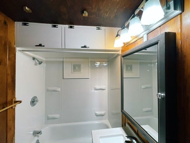 Building Photo - Unique and Updated Corner Lot Cabin in Mou...
