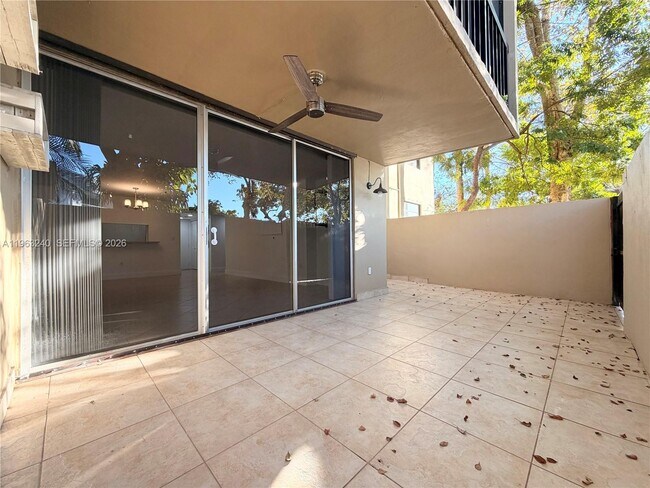 Building Photo - 10835 SW 112th Ave