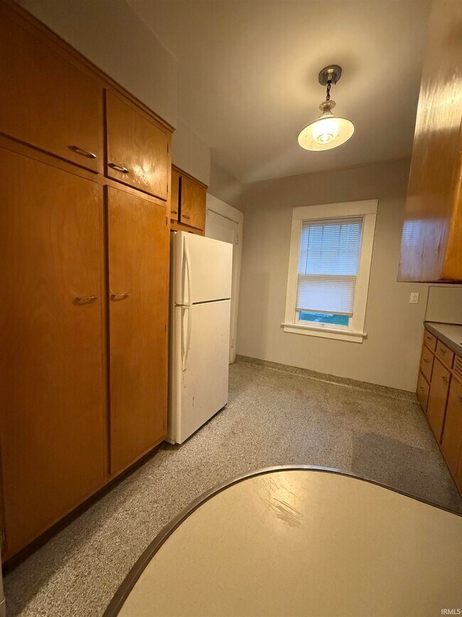 Building Photo - 1704 California Ave