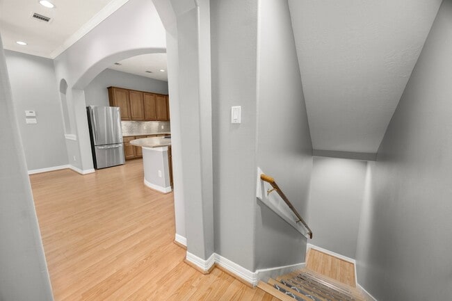 Building Photo - 7930 Stoneyway Dr