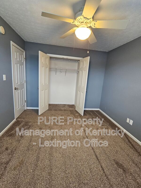 Building Photo - 353 Lucille Dr