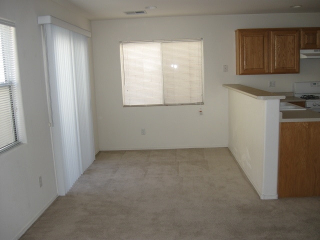 Building Photo - 10614 Corte Sierra St