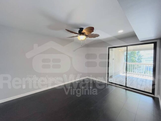 Building Photo - 2325 Sea Shell Rd