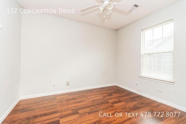 Building Photo - 132 Coronation Dr