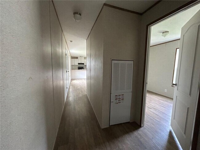 Building Photo - 9310 Scott Dairy Loop Rd S