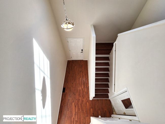 Building Photo - 849 NW Forest Creek Dr