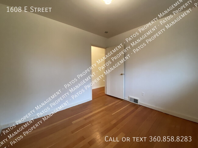 Building Photo - 1608 E St