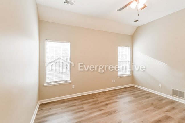 Building Photo - 7864 Allen Ridge Ln