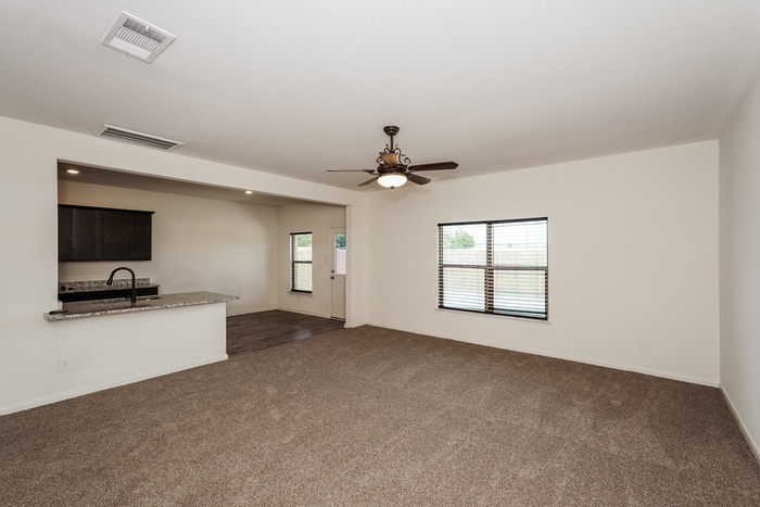 Building Photo - 809 Clark Dr