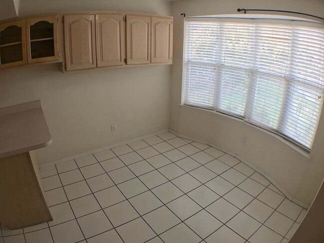 Building Photo - Northeast El Paso 3 Bed Refrig A/C