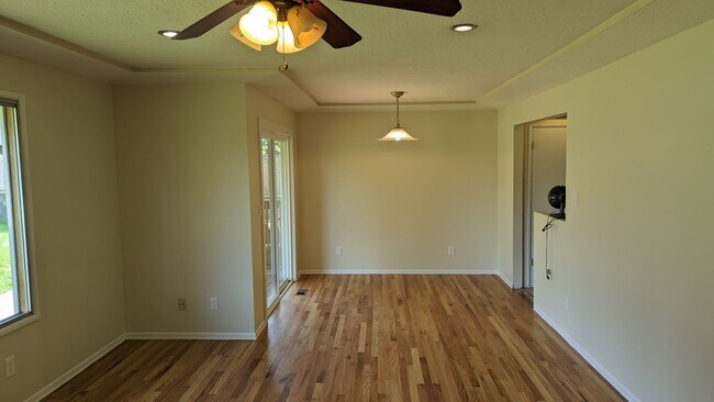 Building Photo - Spacious Three Bedroom with Large Backyard...