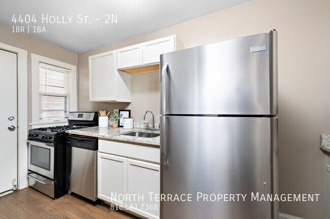 Building Photo - Renovated, VINTAGE 1BR with W/D - In The W...