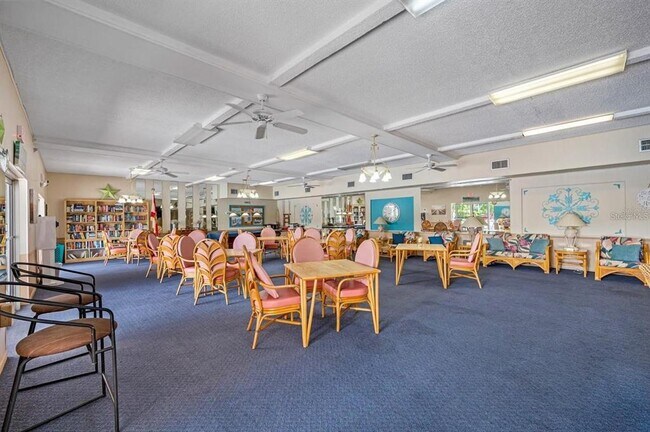 Building Photo - 4908 38th Way S