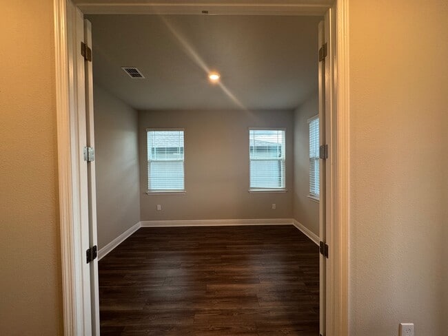 Building Photo - 2279 Raven Rdg Rd