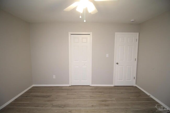 Building Photo - 6810 Tiki Ln