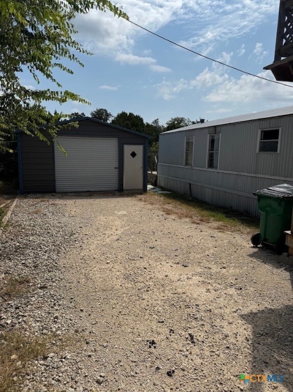 Primary Photo - 1215 Cypress Dr