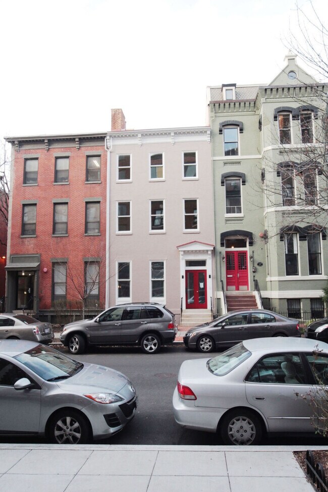 Building Photo - 1221 N St NW