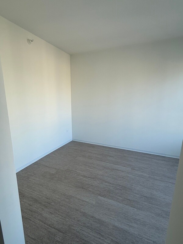 Building Photo - 152 W Superior St