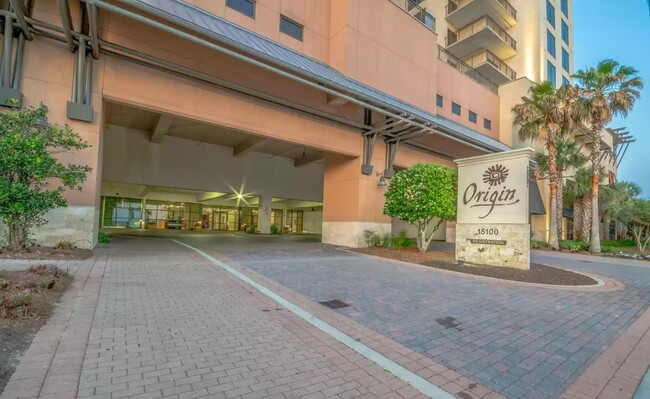 Building Photo - 1 br condo in Origins! Across from the bea...