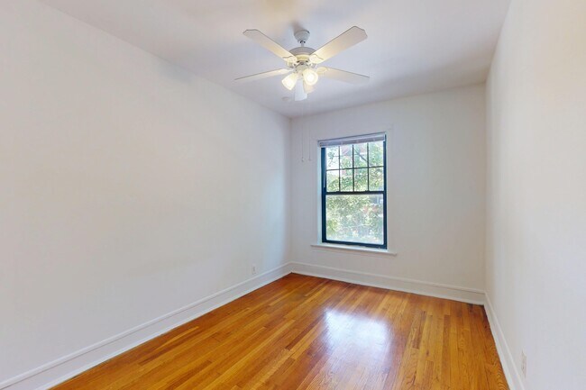 Floorplan - 5335-5345 S. Kimbark Avenue