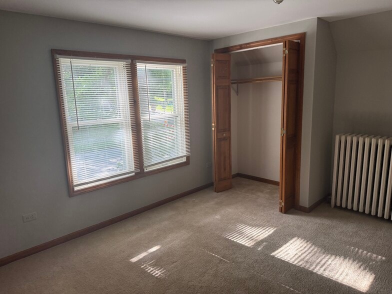 Building Photo - 38 Crissey Ave