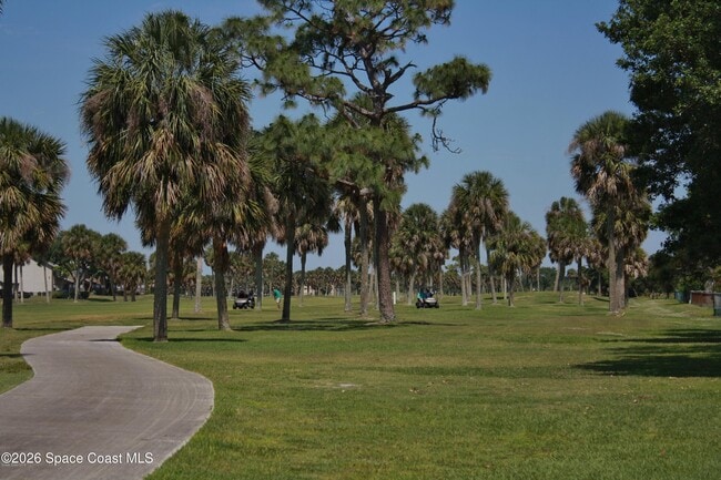 Building Photo - 2145 Golf Isle Dr