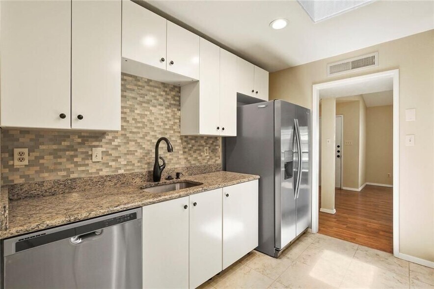 Building Photo - 3800 Hackberry Lane