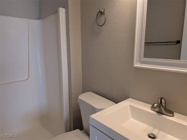 Building Photo - 214 Hancock Bridge Pkwy