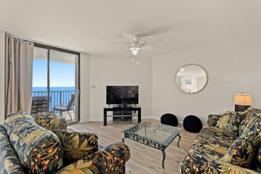 Building Photo - 17155 FL-30