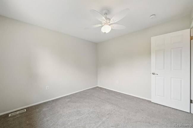 Building Photo - 7302 Parkway Ct