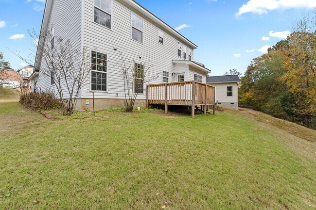 Building Photo - Grovetown home in pool community!