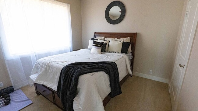 Building Photo - 91-220-220 Kuanoo Pl