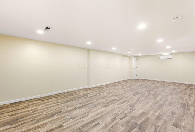 Building Photo - 3938 Halsey Pl