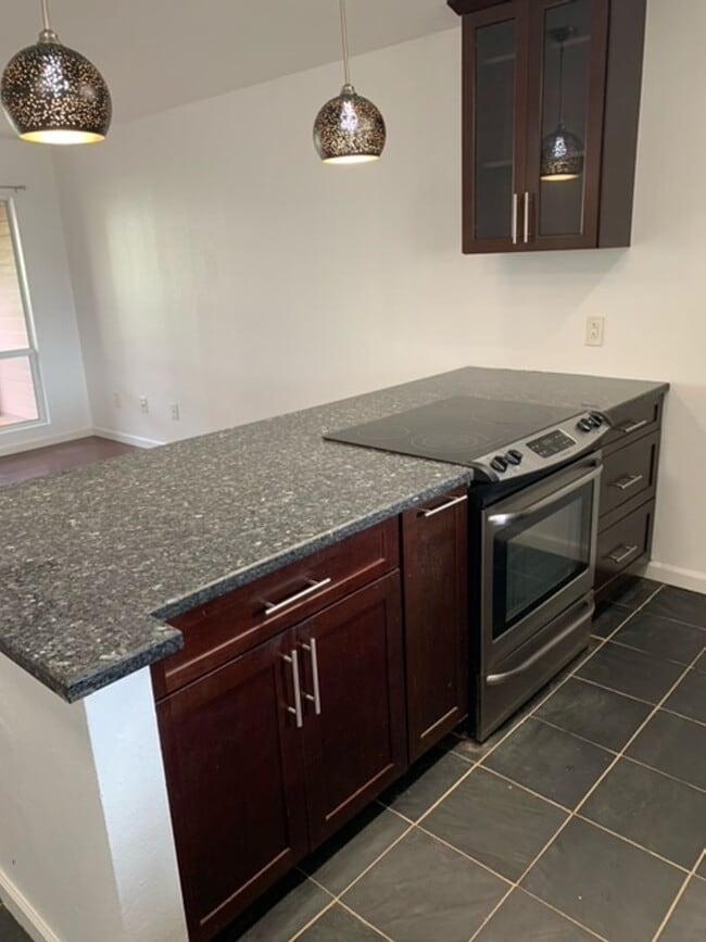 Building Photo - Hoomaka Village (Waikele) 2 Bedrooms, 1 bath ground floor unit w/ 1 parking - Avail now