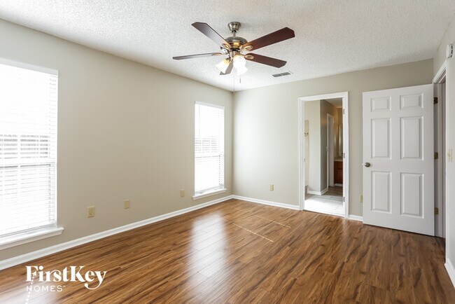 Building Photo - 8047 Queensferry Ln