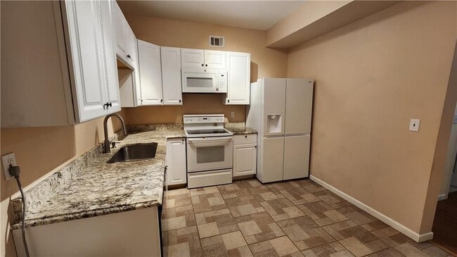 Building Photo - 1060 Landover Crossing