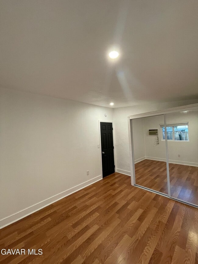 Building Photo - 369 E Avenue R4