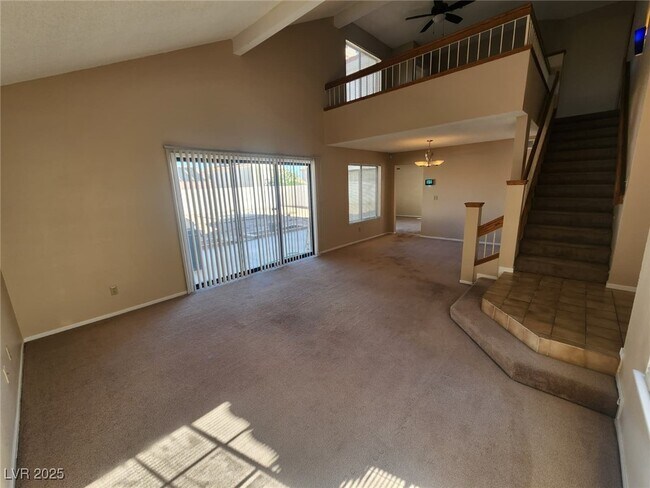 Building Photo - 25 Jensen Dr