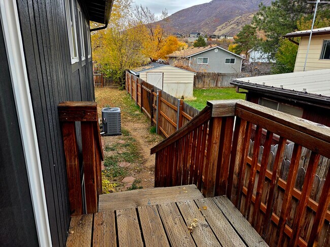 Building Photo - 1968 E 5850 S