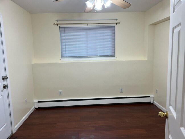 Building Photo - 123 Belmont Ave