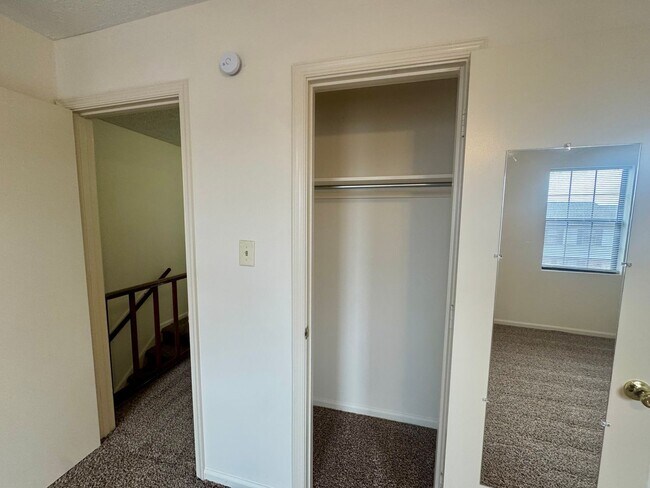 Building Photo - Newly Updated